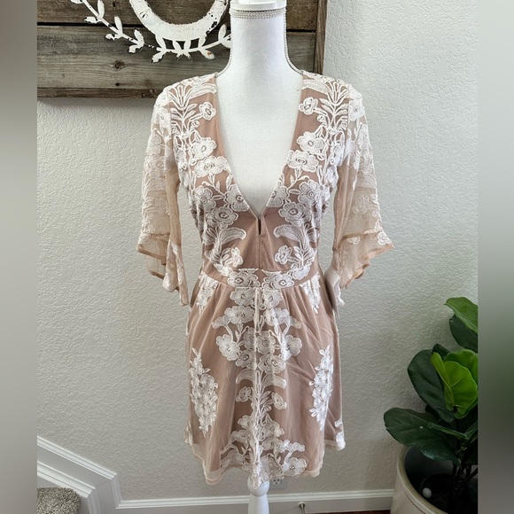 For Love & Lemons x Free People sheer embroidered party dress size L NWT - Picture 2 of 13